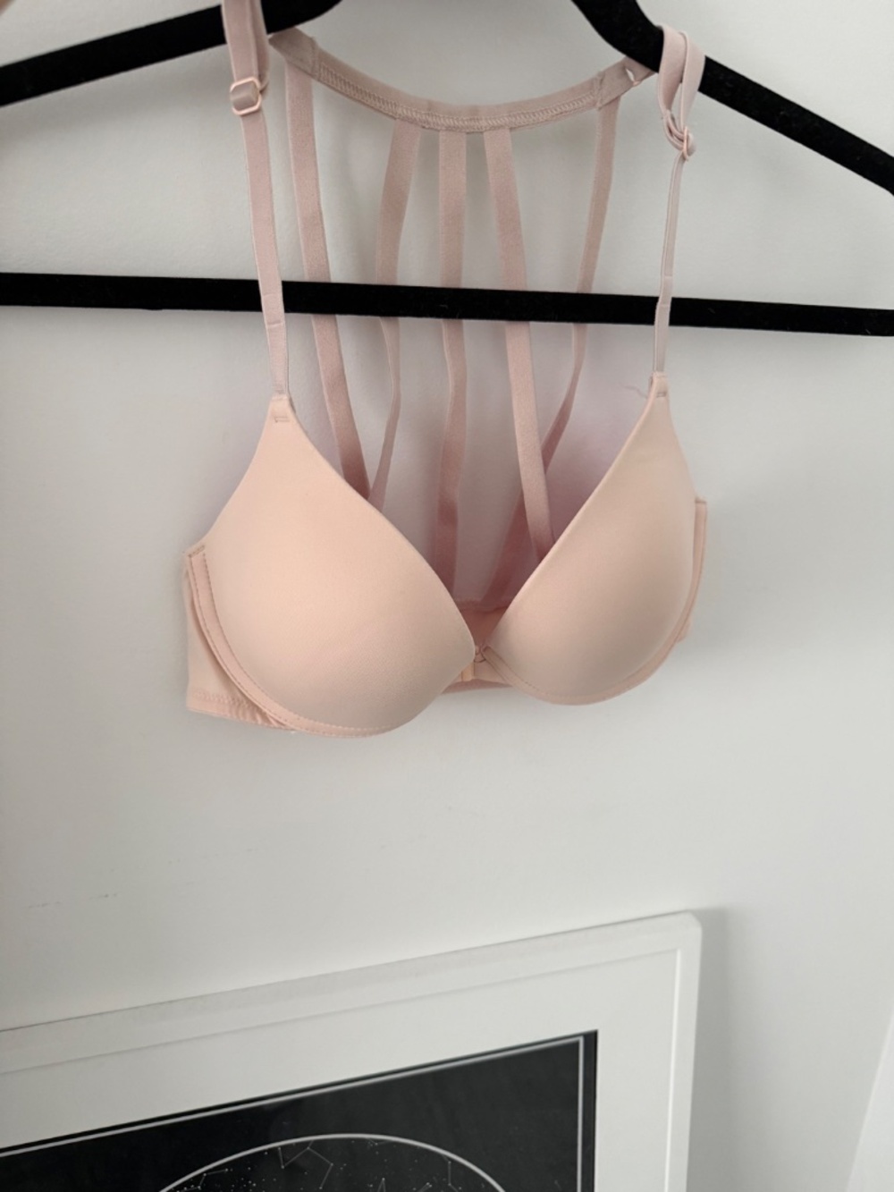 Victoria's Secret Strappy Racerback Bra Size 32B